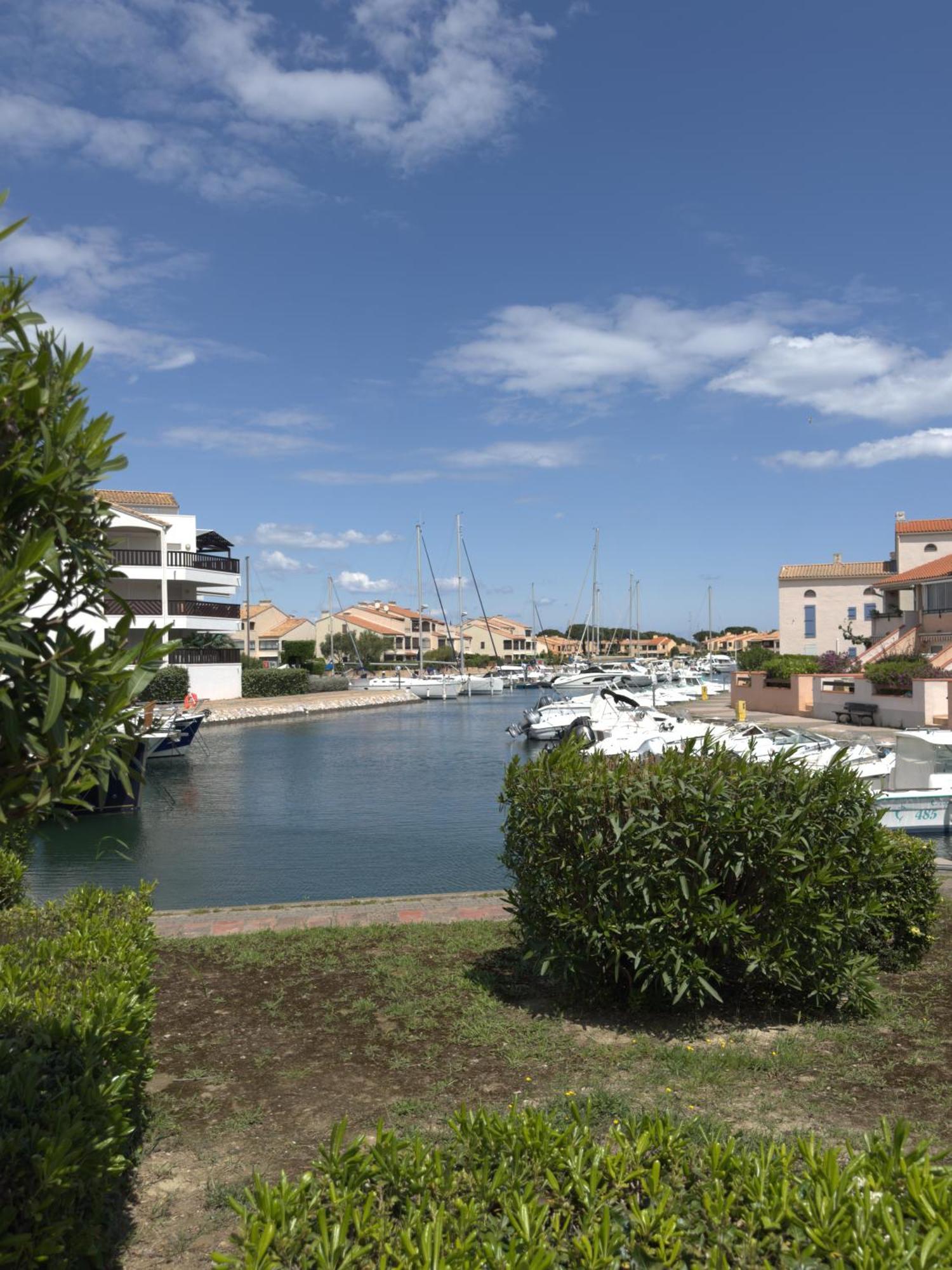 Hispaniola, Avec Vue Sur La Marina Et Parking Prive Saint-Cyprien  Buitenkant foto
